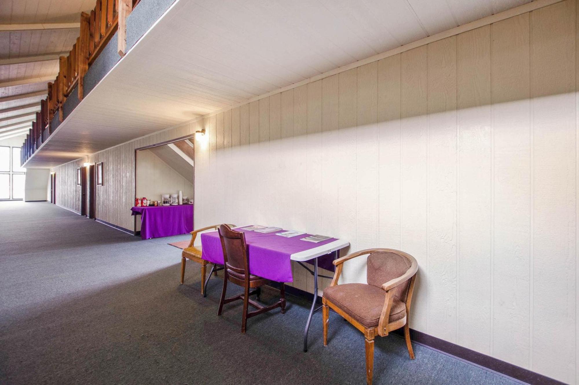 Oyo Hotel Cheyenne Wells - Us 40 Экстерьер фото